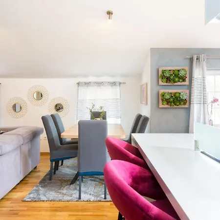 In Mit Grill, Garten Und Terrasse Apartment Medulin
