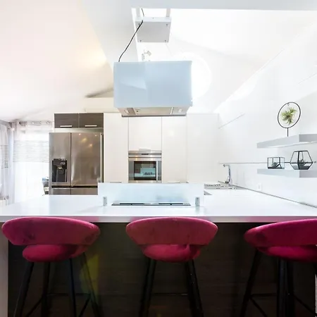 Apartment In Mit Grill, Garten Und Terrasse *